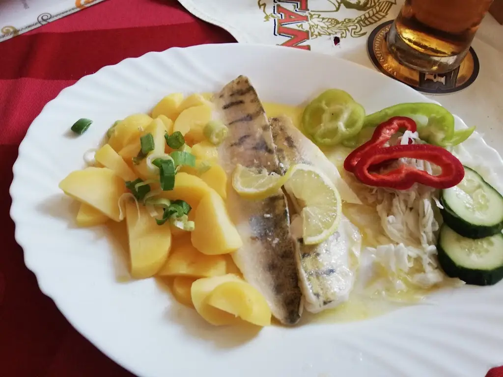 Restaurace U Molíků_Únanov_slider_image_2