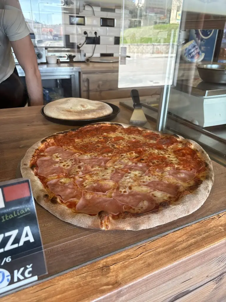 Bistro Sadovka_Týnec_slider_image_2