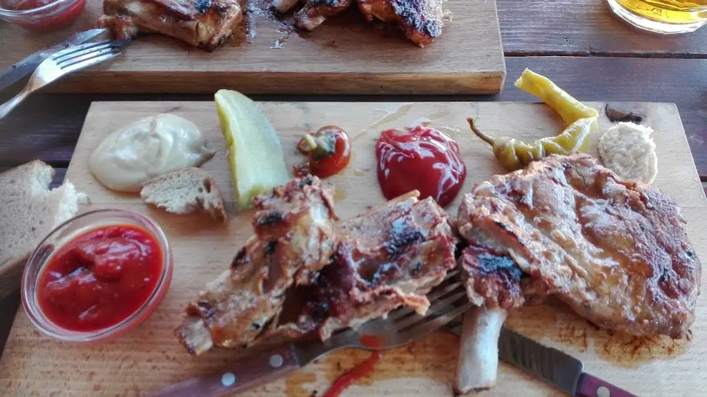 Hospoda Na Hřišti_Velké Opatovice_slider_image_1