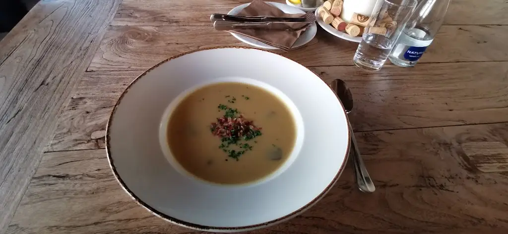 Libor Fair_Šlechtitelka_Velké Pavlovice_review