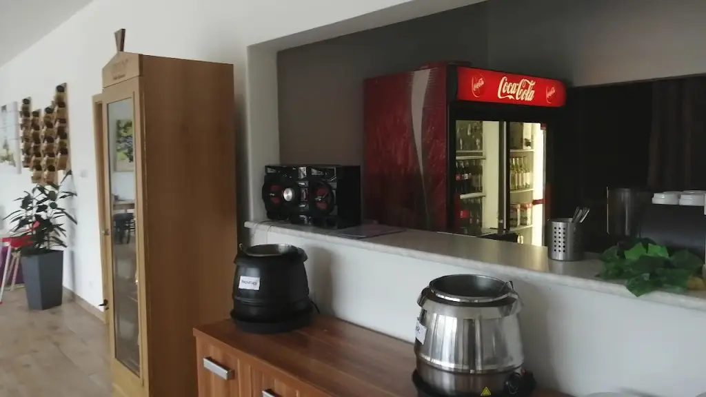 Restaurace Vinopa_Velké Pavlovice_slider_image_2