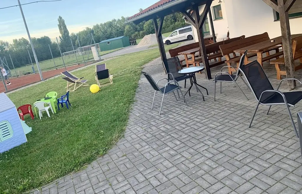 Bistro Na Střídačku_Velké Bílovice_slider_image_3