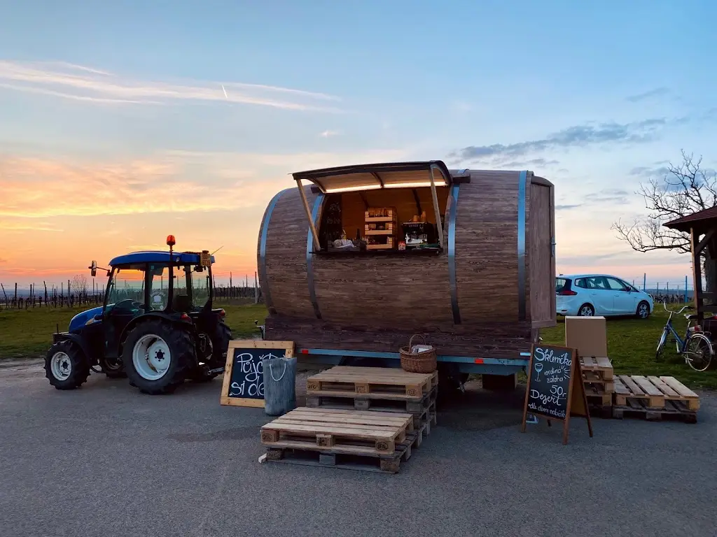 Bilovský sud_Velké Bílovice_slider_image_2