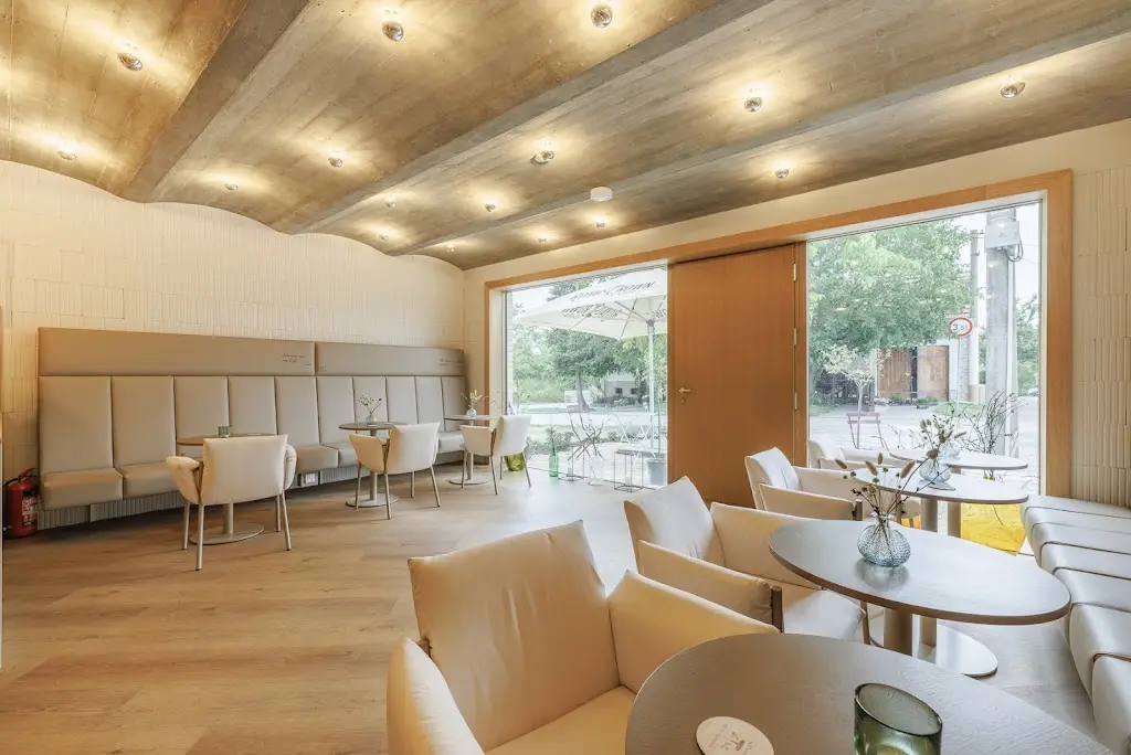 Sklep38 restaurant in Velké Bílovice