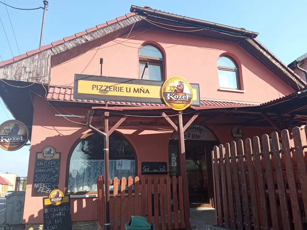 Pizzeria U Mňa restaurant in Vnorovy