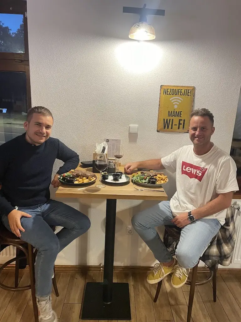 Raphael Mizzi_STORY'S_Veselí nad Moravou_review