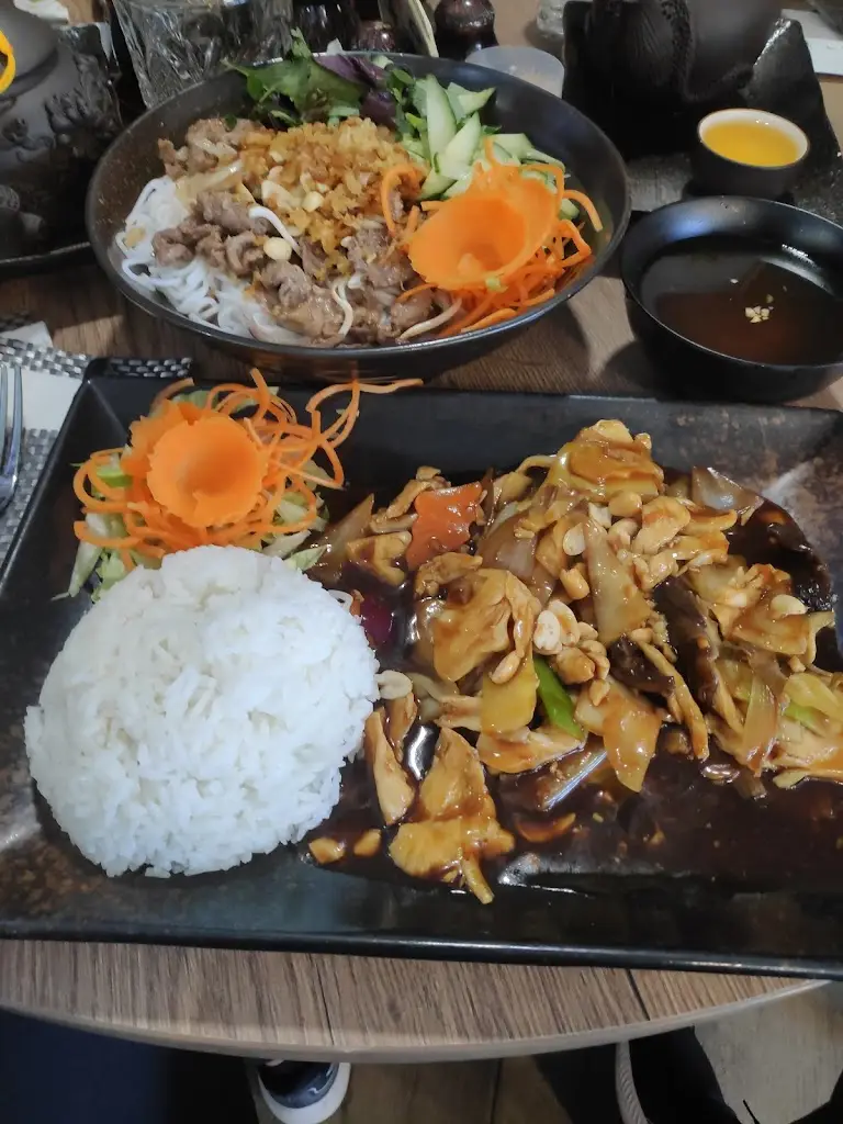 Ippokratis Saridis_Viet Garden_Veselí nad Moravou_review