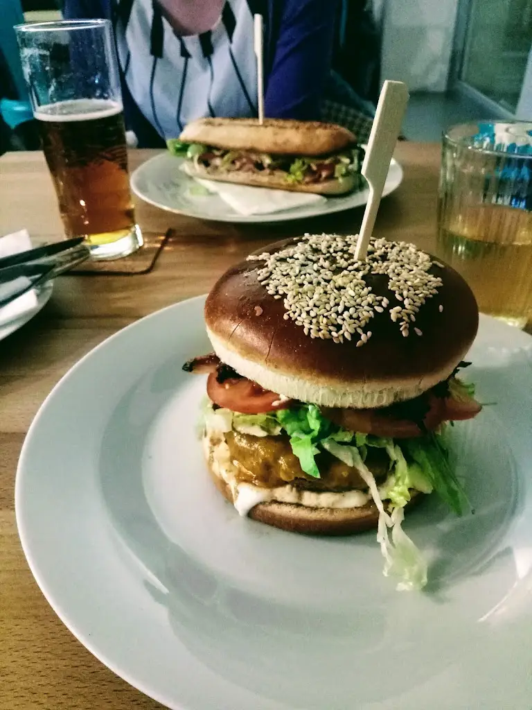 Martin Varsamis_Bistro Tasty co._Veselí nad Moravou_recensione