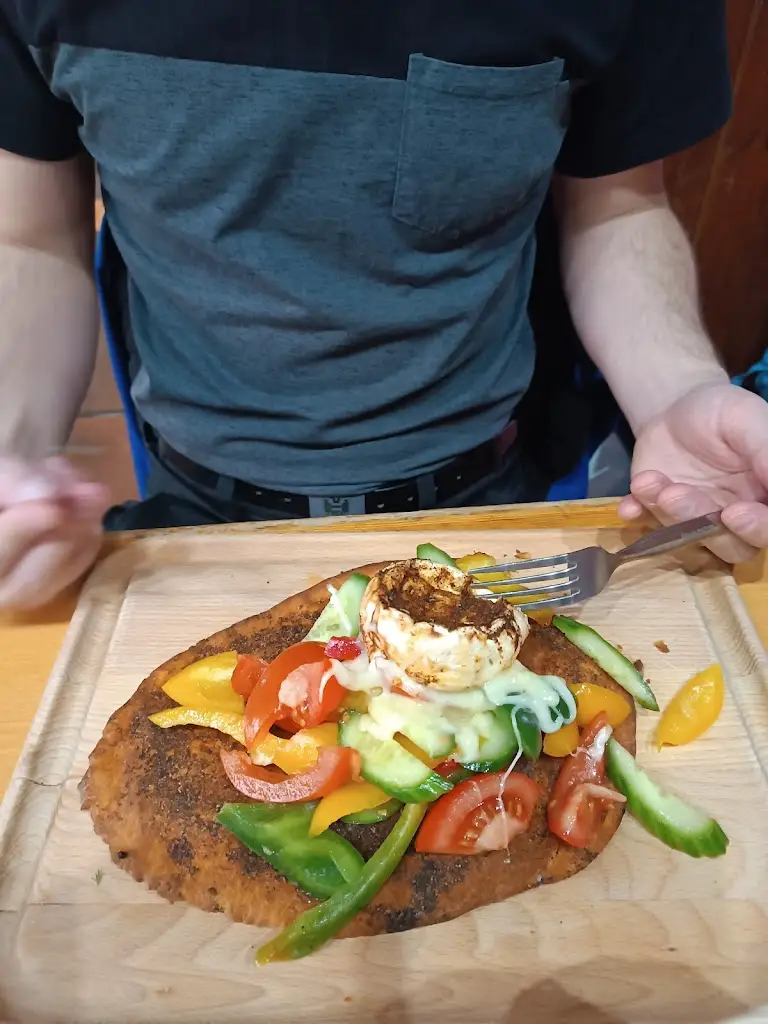 Jana Urbánková_Restaurace Stadion Zastávka_Zastávka_review