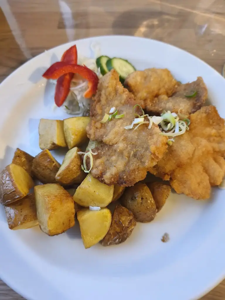 Restaurace Dělnický Dům_Zastávka_slider_image_2