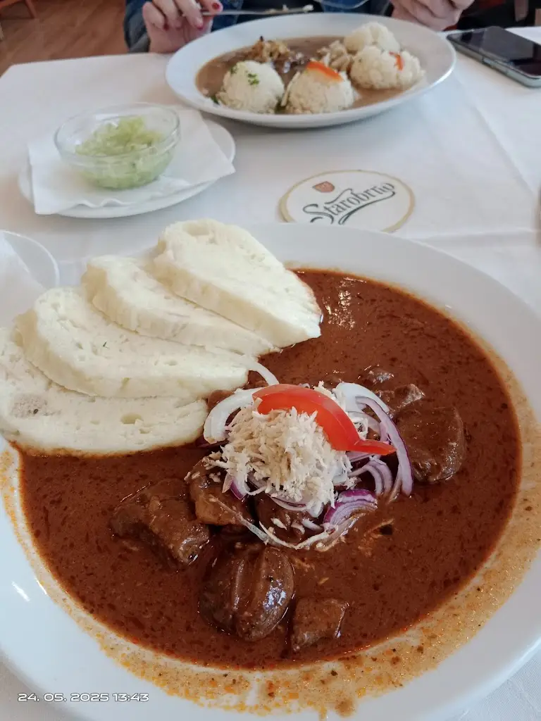 Restaurace Dělnický Dům_Zastávka_slider_image_3