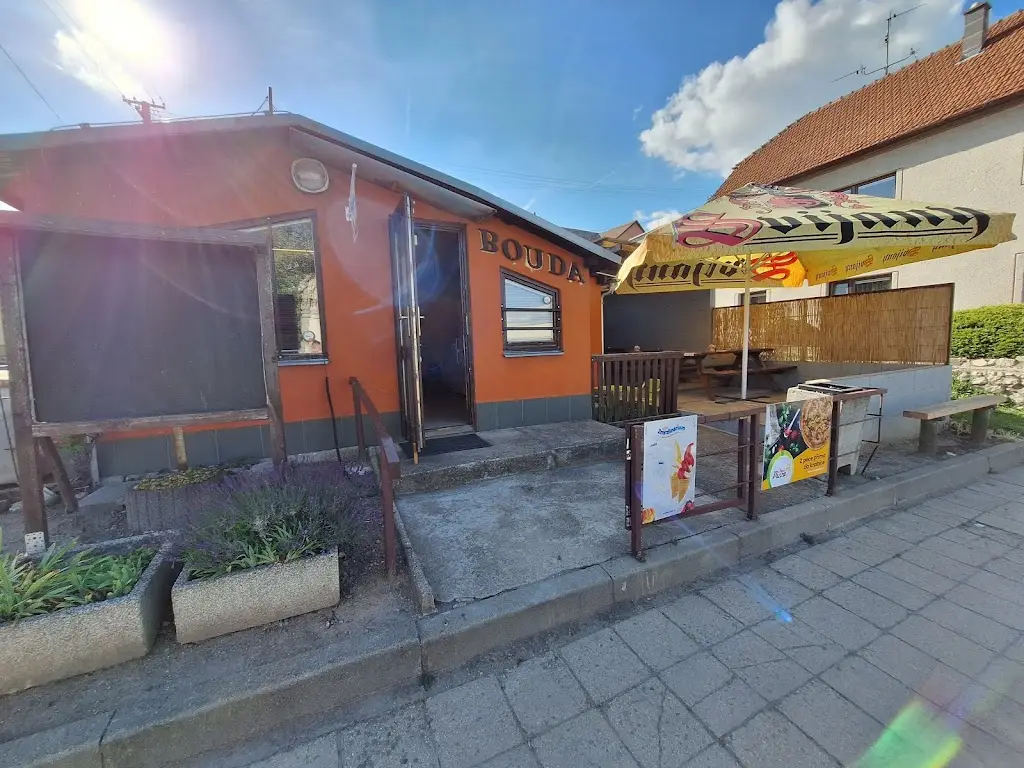 Bouda restaurant in Zaječí
