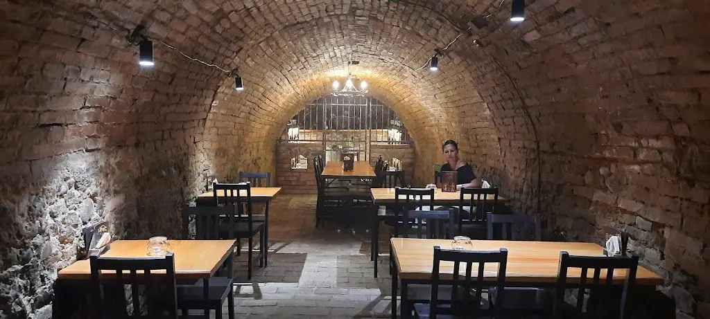 Koštotéka restaurant in Zaječí