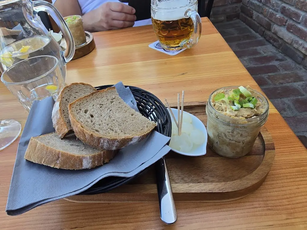 Koštotéka_Zaječí_slider_image_3