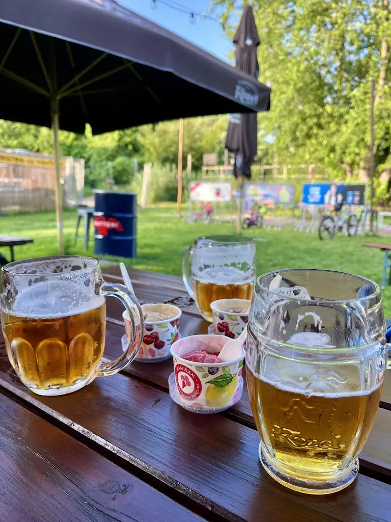 Bistro Na Soutoku_Zbraslav_slider_image_1