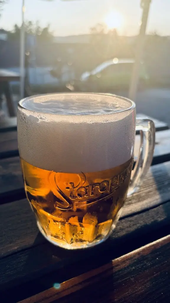 Tomas Krupicka_Hostinec U Bláhů._Zbraslav_review