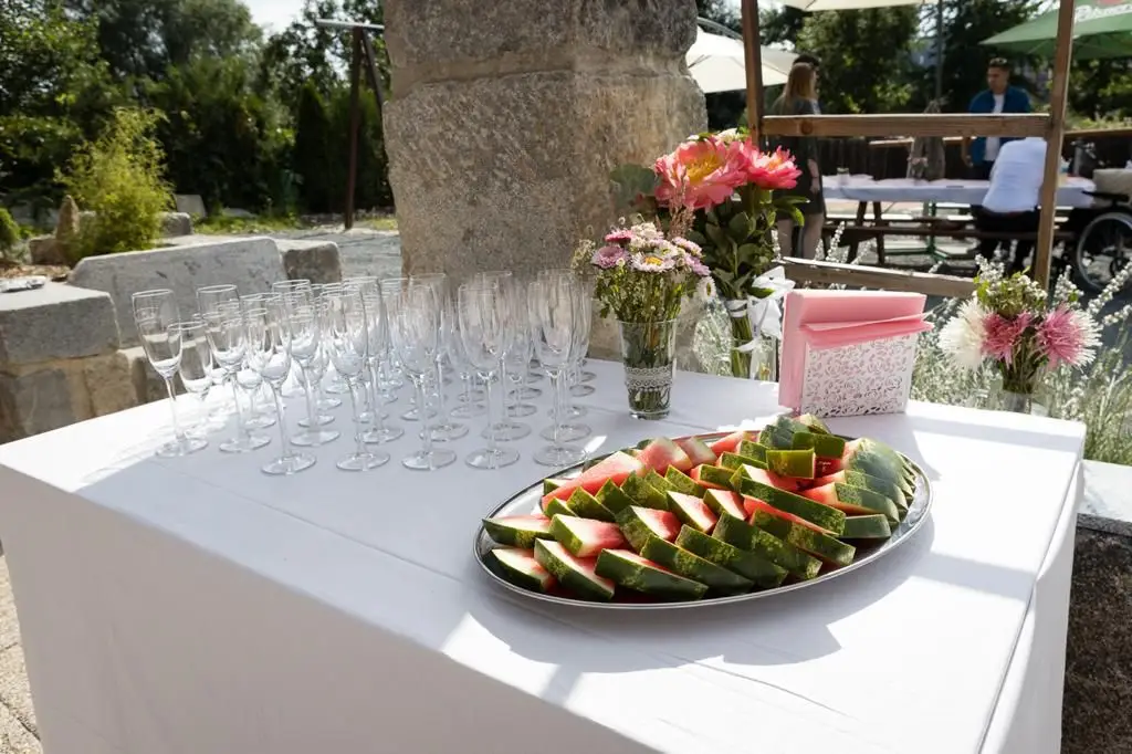 Párty Stánek_Zbraslav_slider_image_2