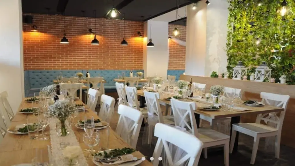 Restaurace a pizzerie U Jelena (Chvalšiny) restaurant in Chvalšiny