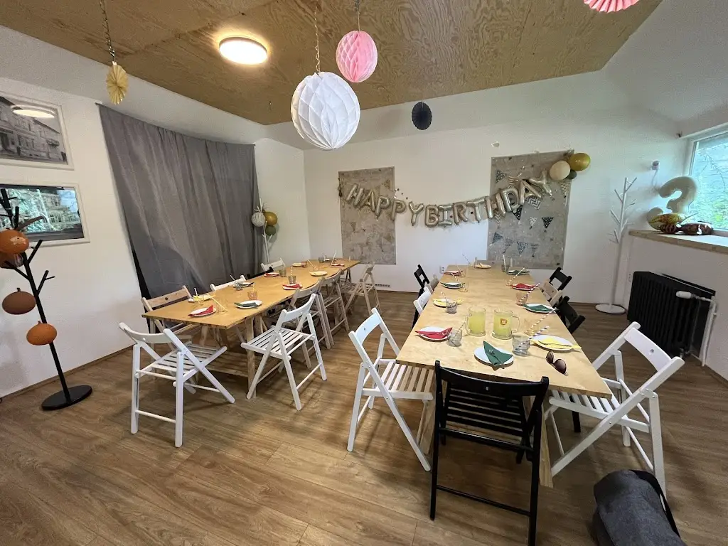 Lukas Hason_Stromeček Zbraslav_Zbraslav_review