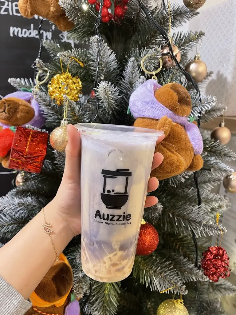 Auzzie - Bistro a Bubble Tea_Zbraslav_slider_image_3
