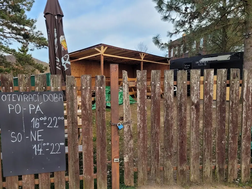 Michal Vrchota_U Boroviček_Zbraslav_review