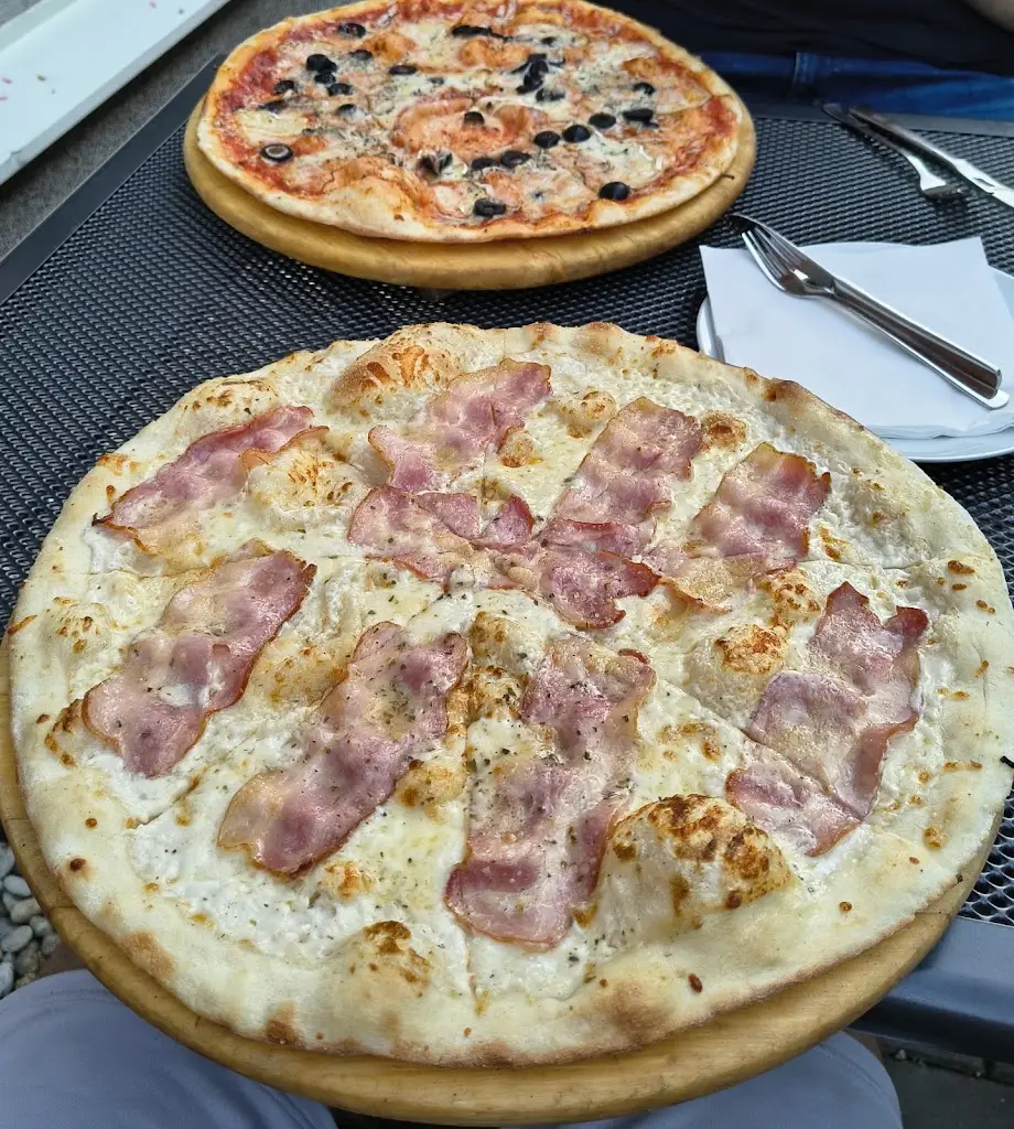 Za komínem_Židlochovice_slider_image_3