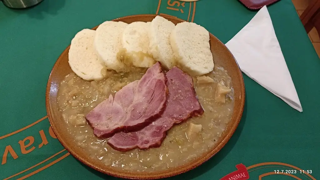 Pavel Svoboda_Hotel Národní Dům_Židlochovice_review