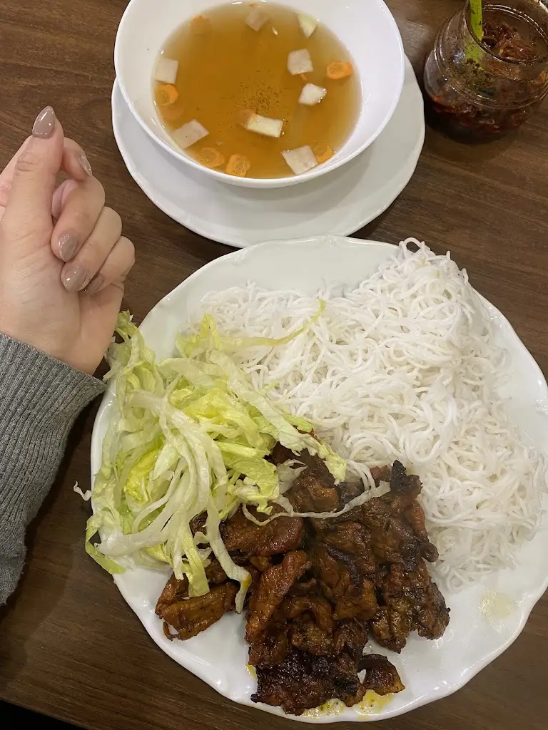 OntheRoad Eugenia_Pho BK_Aš_review