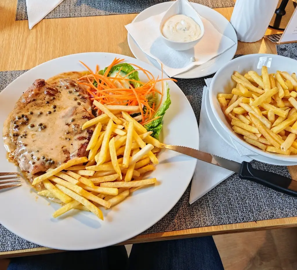 Restaurace Orchidea_Aš_slider_image_3