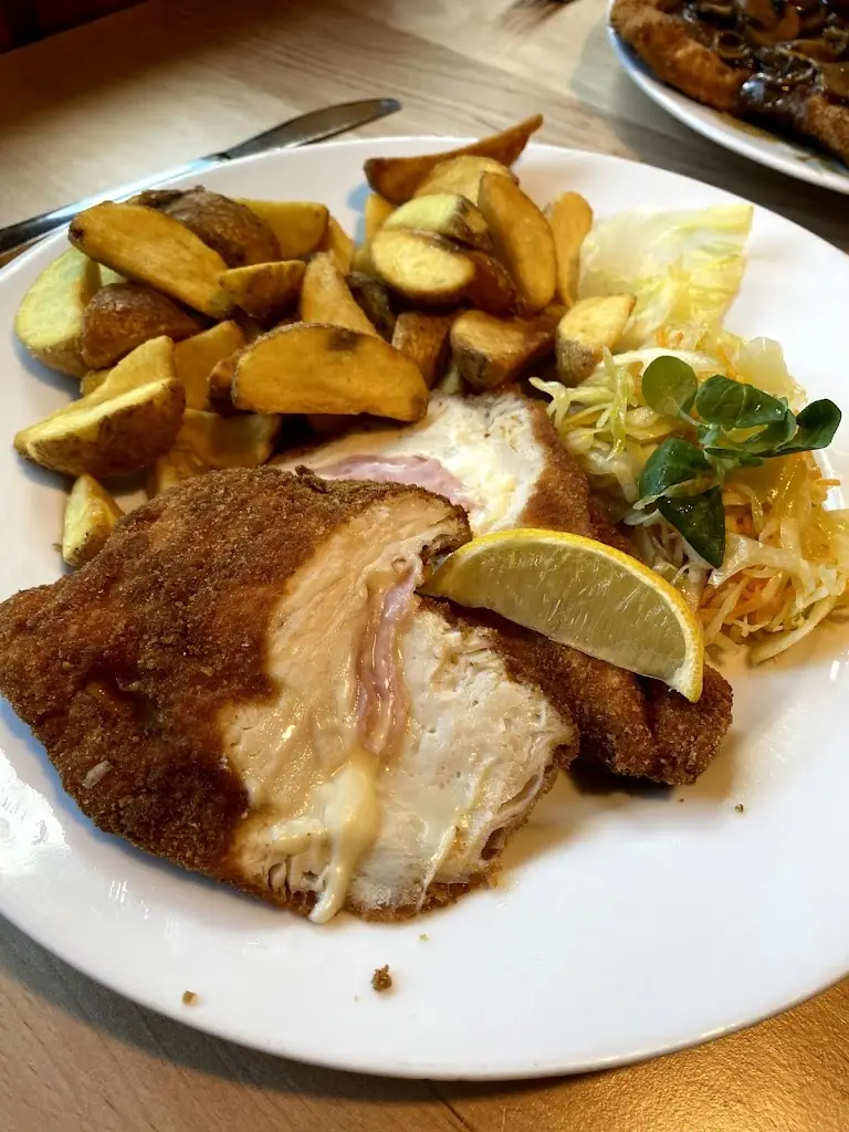 Jacob Herper_Restaurace -Pension Magdalena_Aš_review