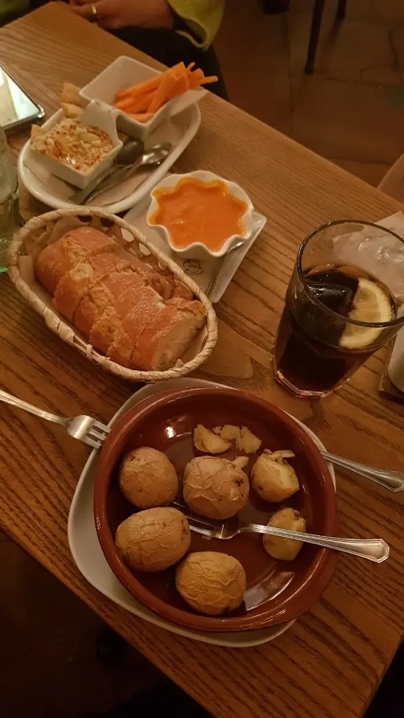 A M_Casa Pueblo_Aš_review