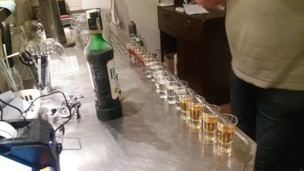 Restaurace na Holešovně_Chýnov_slider_image_3