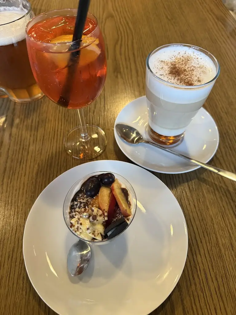 Saskia Wartenberg_Fastfood Andrea - Abertamy_Abertamy_review