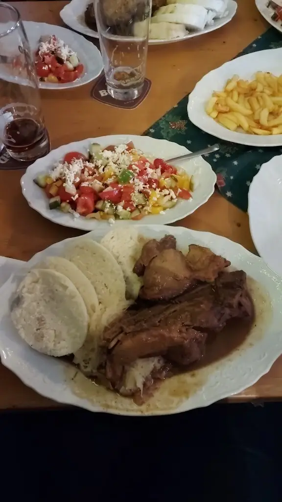 Cancan Eses_Restaurace Salaš Rýžovna_Abertamy_review