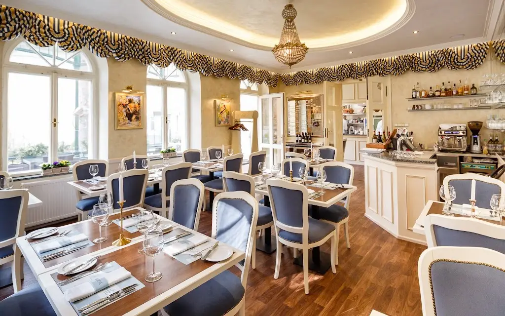 Restaurace Le Marché Karlovy Vary_Bochov_slider_image_1