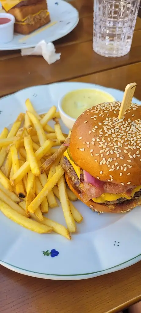 Amanda Disguised_Plzeňka Carlsbad_Bochov_review