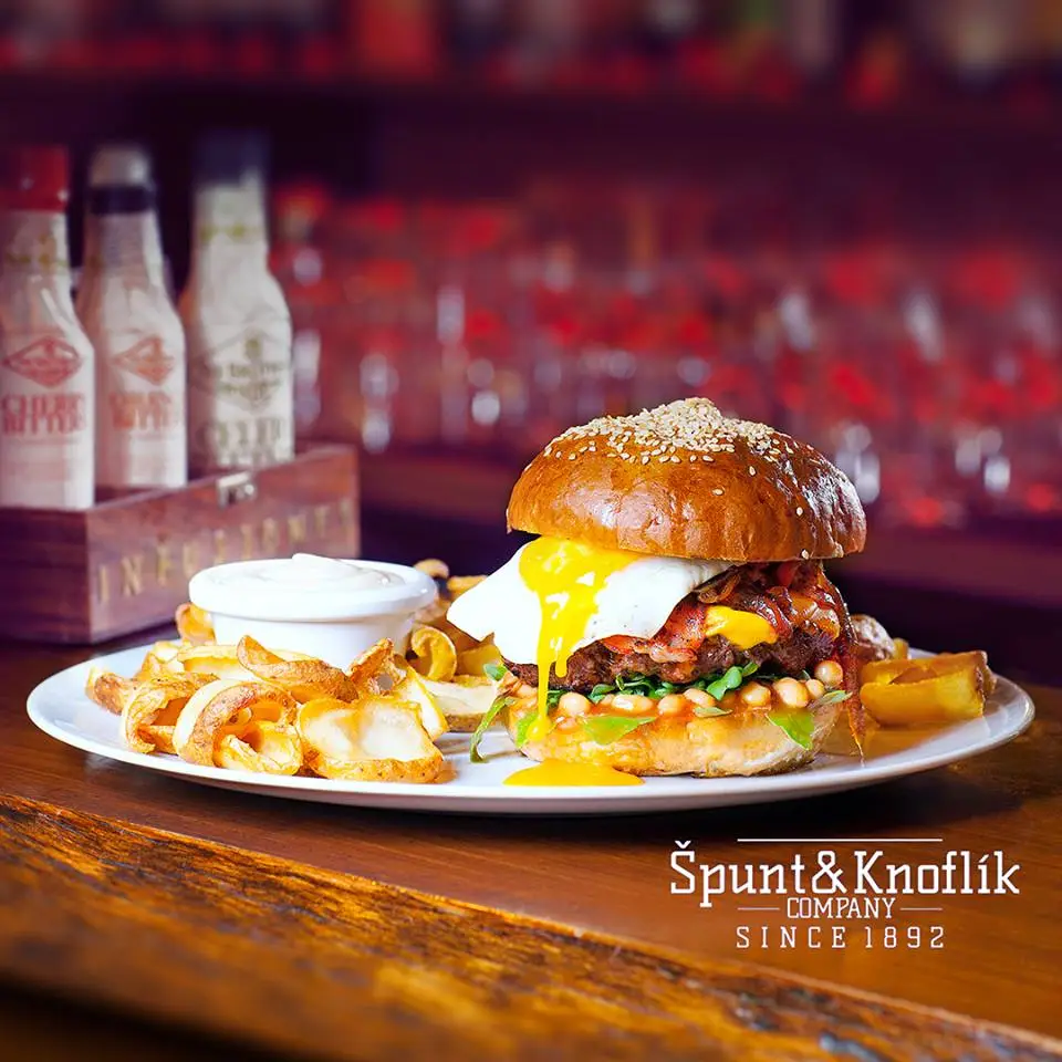 Špunt & Knoflík Company_Bochov_slider_image_3