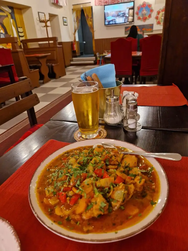 Ukrajina restaurace Karlovy Vary_Bochov_slider_image_3