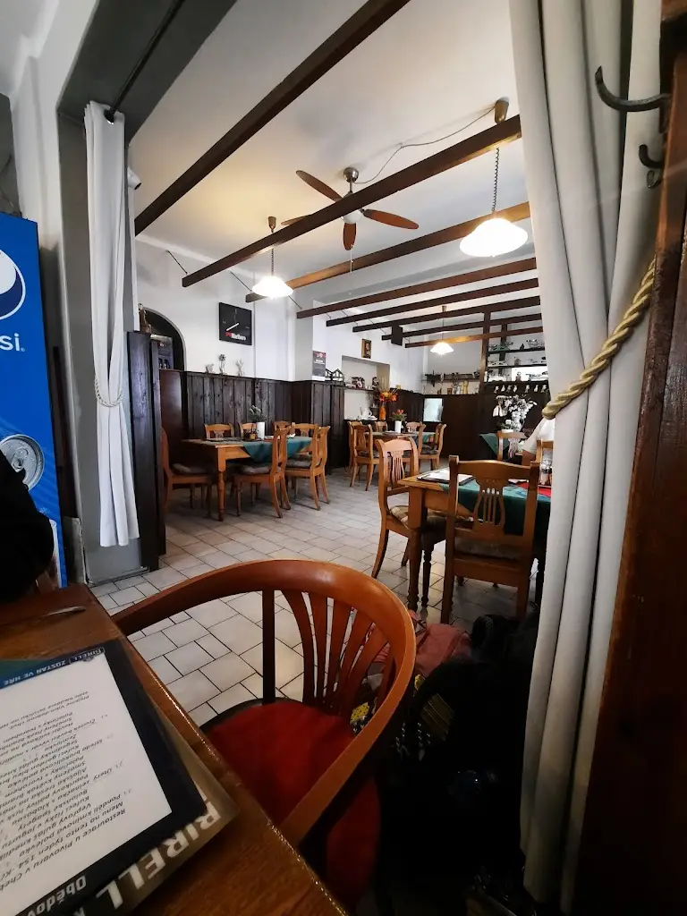 HD19761_Restaurace U Pivovaru_Cheb_review
