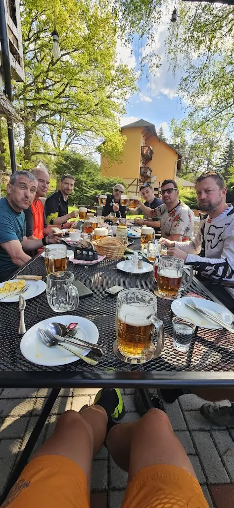 Honza Šťastný_Hostinec pod Hradem_Cheb_review