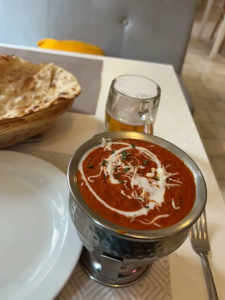 MANAKAMANA Indická, Nepálská restaurace Cheb_Cheb_slider_image_2