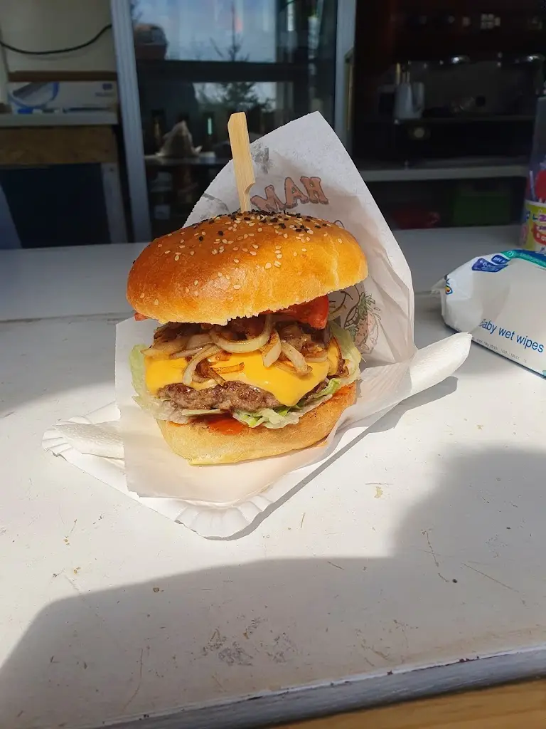 Petr Mareš_Bistro Monaco_Cheb_review