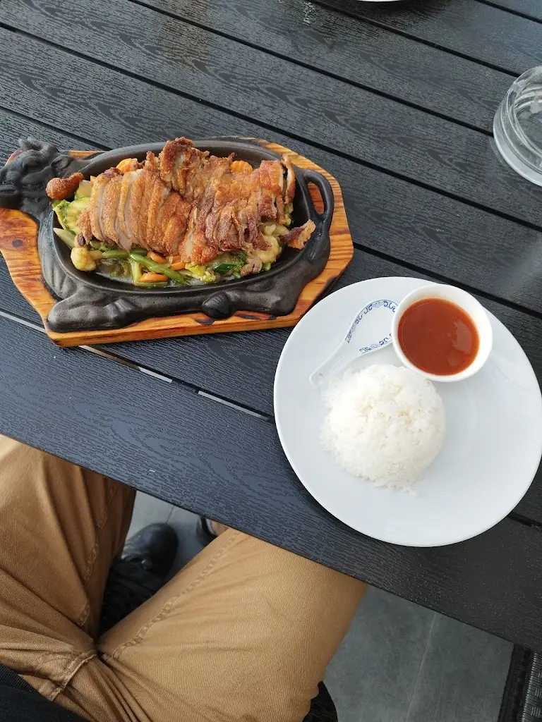 Mario Zeltner_Golden Restaurant_Cheb_recensione