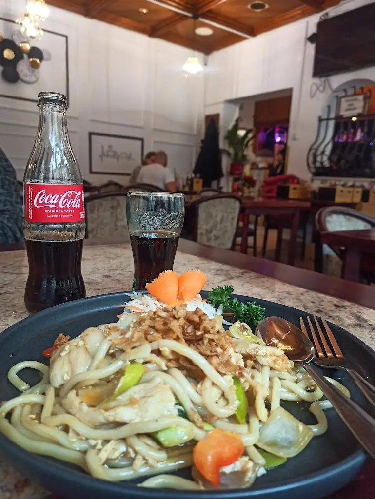 Sairaj Gurav_PHO88_Cheb_review