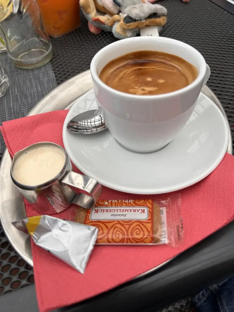 Dominic Groven_Restaurace U Přístavu_Cheb_review