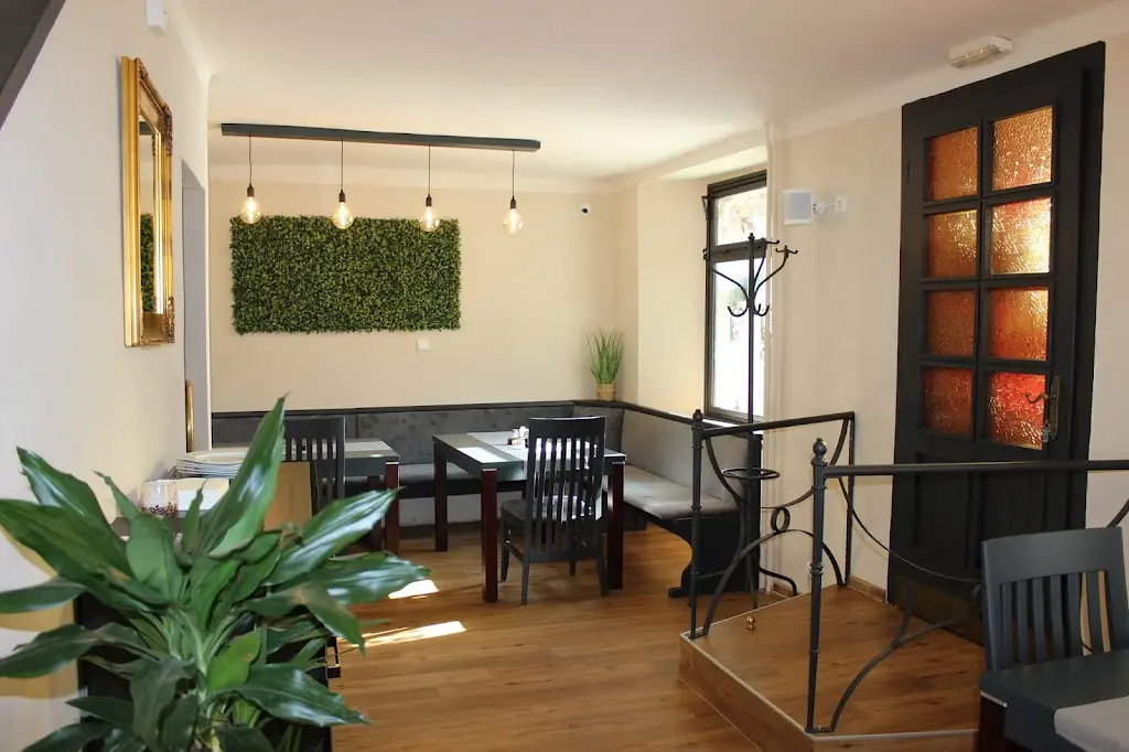 STEAK & FUSION BAR ŠPALÍČEK_Cheb_slider_image_1