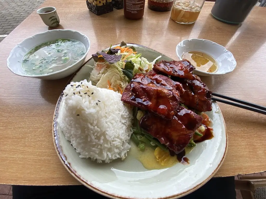 Michal Šiška_Restaurace Thang Long_Cheb_review