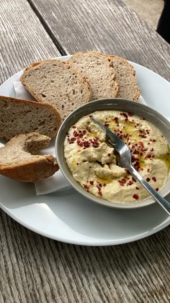 Pavel Richta_Grill & Bar Pod Falcí_Cheb_review