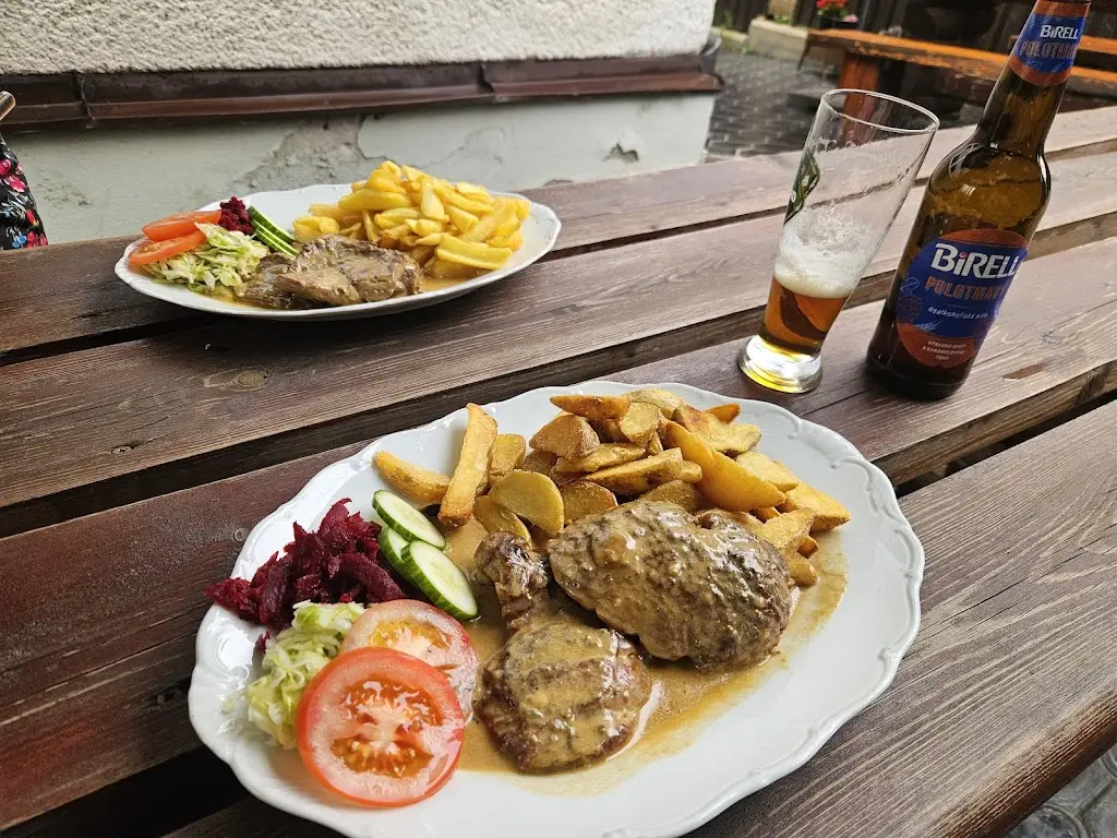 Restaurace U Macolů_Dalovice_slider_image_2