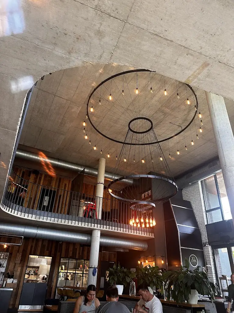 Regards Suki_XL Restaurant Grill & Bar_Chodov_review